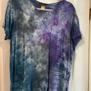 Tie-Dye T-Shirt in Blue and Purple